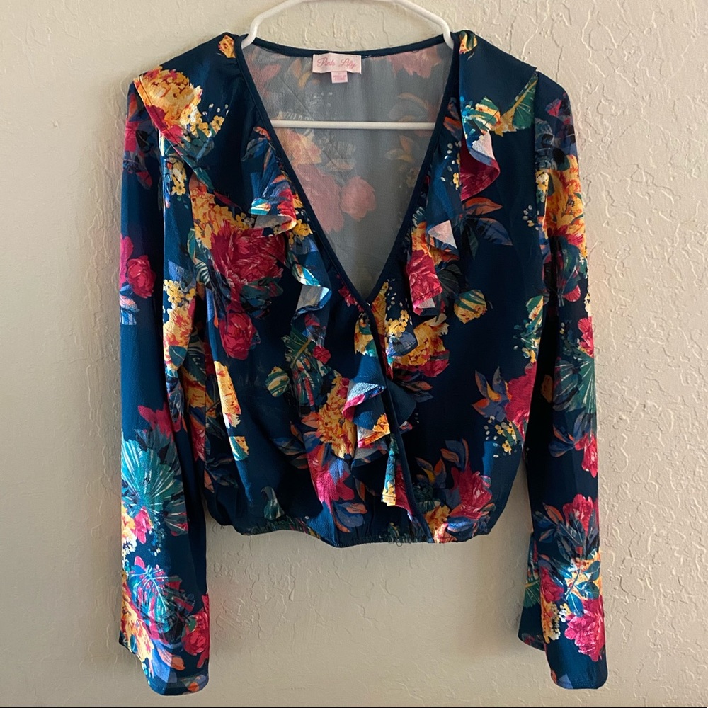 Pink lily crop top NWOT